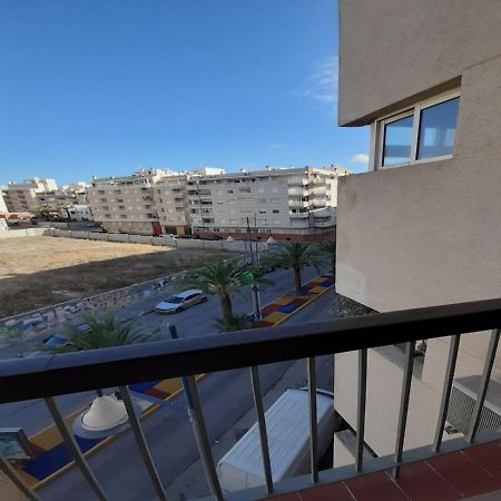 Studio Met Ideale Ligging Torrevieja Exterior photo